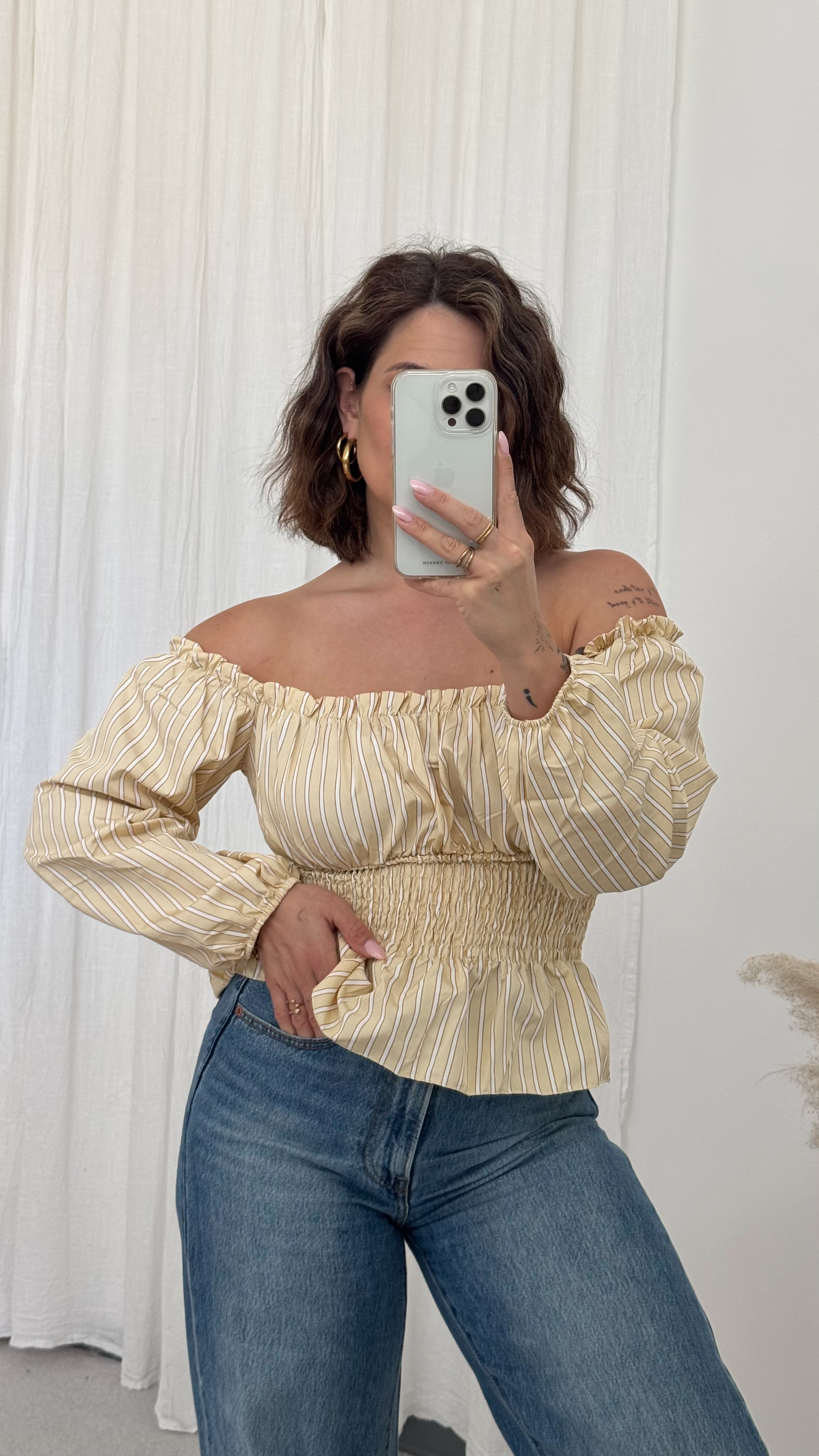 Bluse Off Shoulder