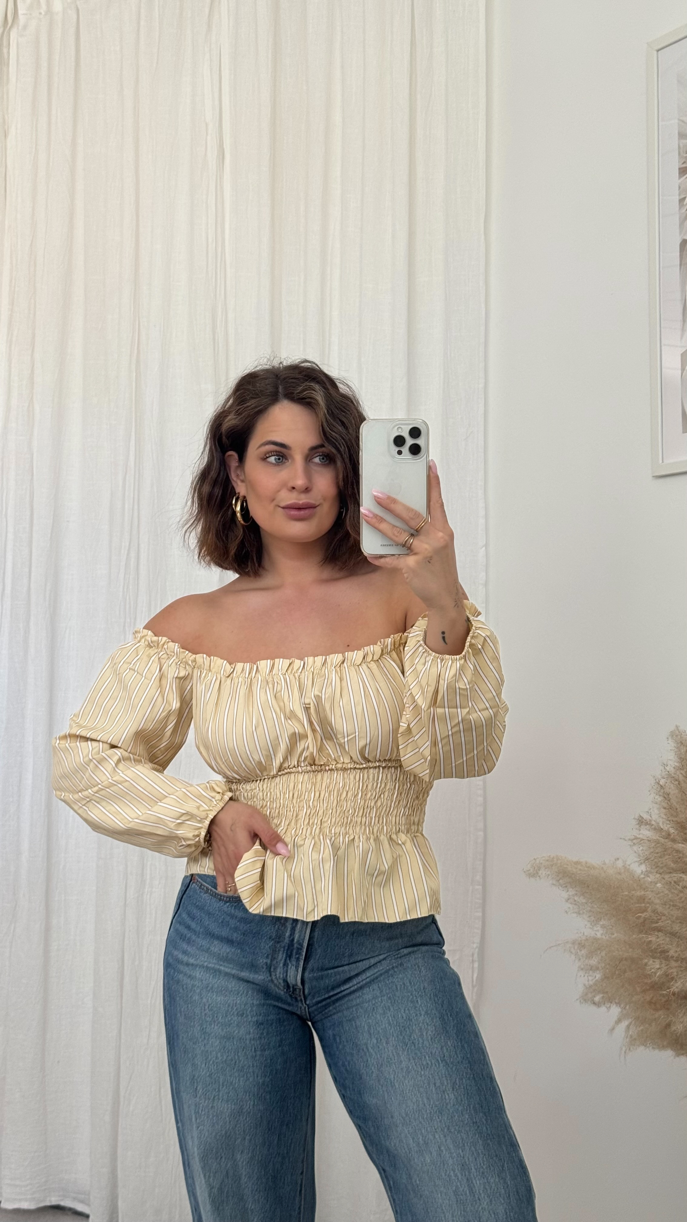 Bluse Off Shoulder